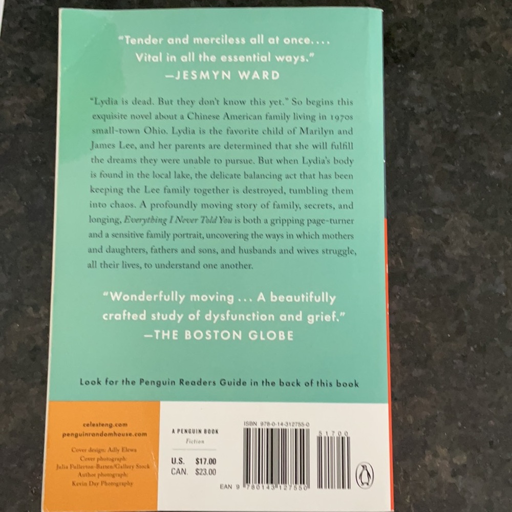 Book Bundle - Picture 2 of 4